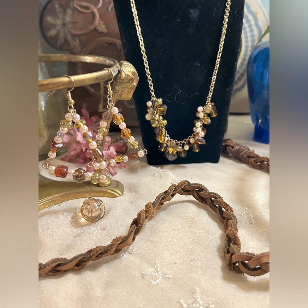 Amber & Pearl choker w/ earrings